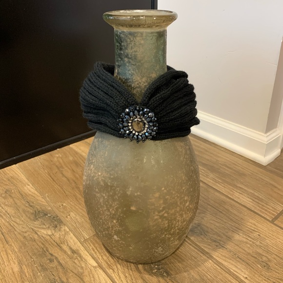 Accessories - Women’s decorative head wrap - ear warmer. NWOT  - Never worn